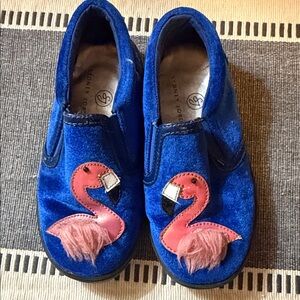 Kids Blue Velvet Slip-On Dress Shoes with Pink Flamingo Appliqué
